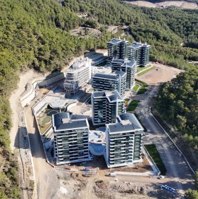 Innovative hotel-type residential complex (027121)