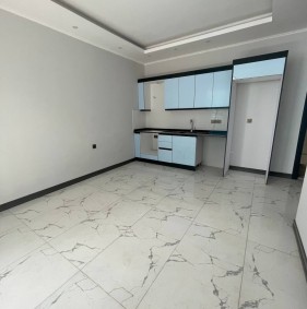 Квартира 1+1 от инвестора в центре Алании, пляж Клеопатра (12900)