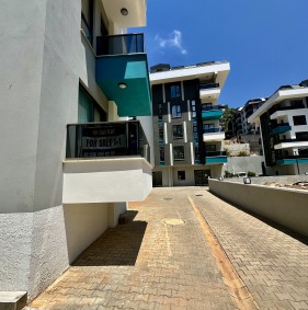 Просторная квартира 2+1 в центре Алании, пляж Клеопатра (13000)