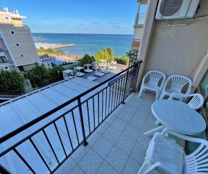 Apartment in a residential complex with first-class infrastructure and a private beach in the resort of St. Vlas (127353)