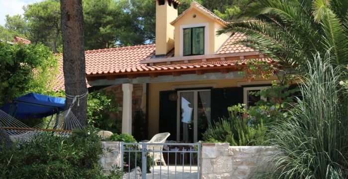 Villas, Сroatia, Dalmatia (008280) - pictures 1