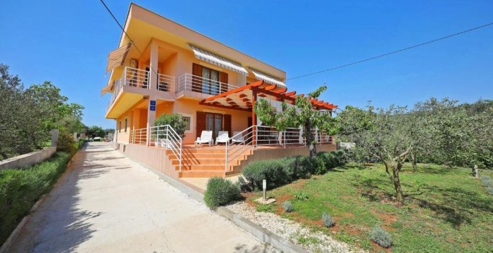 Villas, Сroatia, Dalmatia (017280) - pictures 2