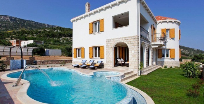 Villas, Сroatia, Dalmatia (026280) - pictures 1