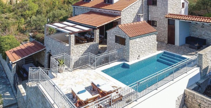Villas, Сroatia, Dalmatia (032280) - pictures 1