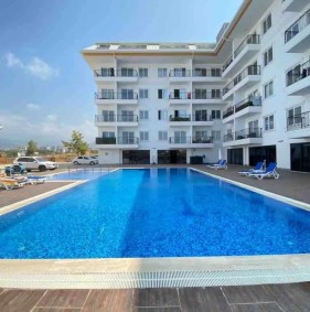 Сучасна квартира від власника в житловому комплексі в районі Оба (24400)