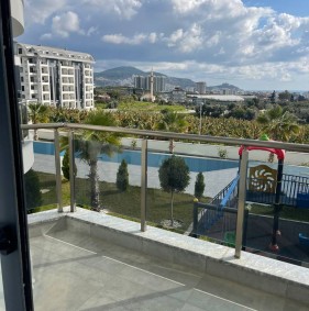 Розкішні апартаменти в серці Махмутлара (30400)