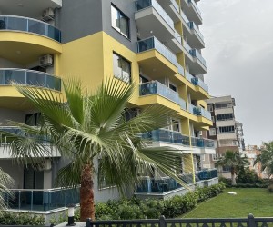 Rent 1+1 apartment in a new complex in Mahmutlar (0350001)