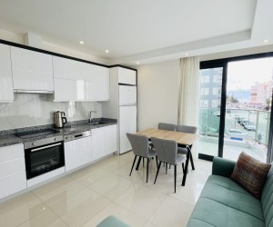 Apartment 2+1 with excellent conditions in the Mahmutlar area (0440001)
