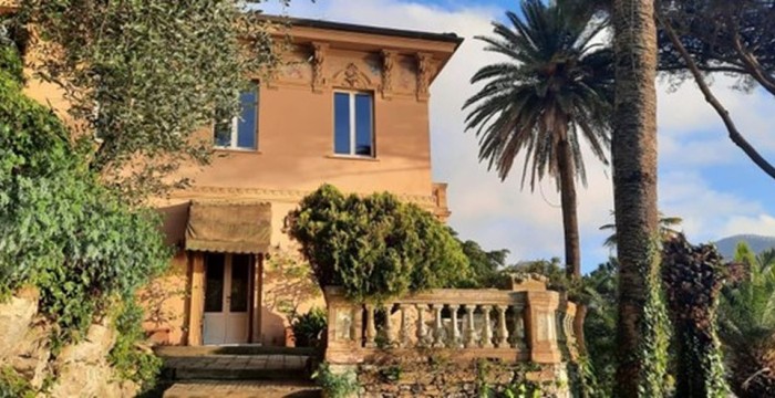 Villas, Italy (01171) - pictures 1