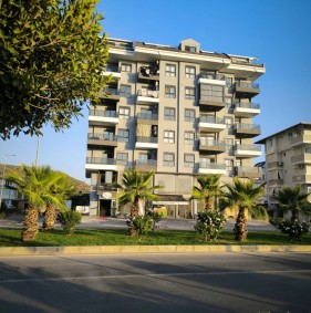 Новая квартира с мебелью, район Демирташ (37400)