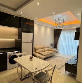 Чудова квартира з чудовим плануванням в житловому комплексі в районі Махмутлар (38100)