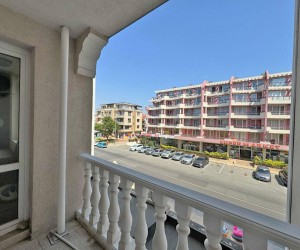 Spacious one-bedroom apartment with pool view in a complex, Nessebar (438353)