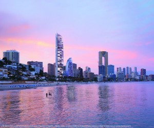 Luxury apartment in a unique skyscraper in Benidorm (115237)