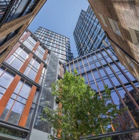A luxury residential development in the heart of London (018283)