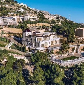 Luxury villa in a prestigious area on the Costa Blanca in Altea (245237)