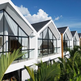 Таунхаусы с частным бассейном в живописном Умаласе (001536)