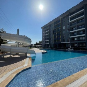 Сучасна квартира 1+1 в Газіпаші з видом на басейн (45600)