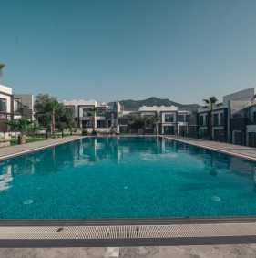 A ready to move-in property just 2 minutes from Korineum International Golf Club (003199)