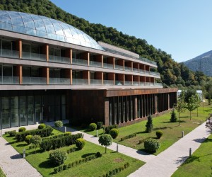 Готельні номери в горах Грузії в проєкті Wyndham Garden (006523)